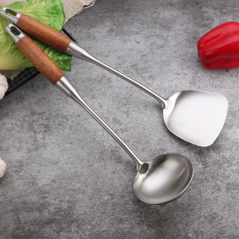 Factory wholesale 304 stainless steel spatulas, household kitchen soup spoons, cooking spoons and spatulas, wooden handle kitchenware, stir-frying spatulas details Picture