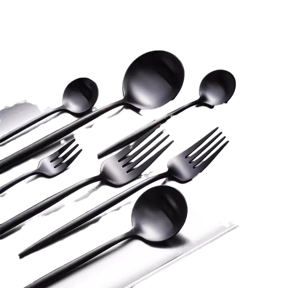 Thickened stainless steel Western tableware set, black steak knife, fork and spoon three-piece set, restaurant household dessert and pastry fork and spoon Item Picture