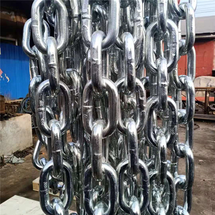River scenic area protective iron chains, decorative greening chains, livestock and poultry slaughtering chains, industrial hoisting galvanized chains details Picture