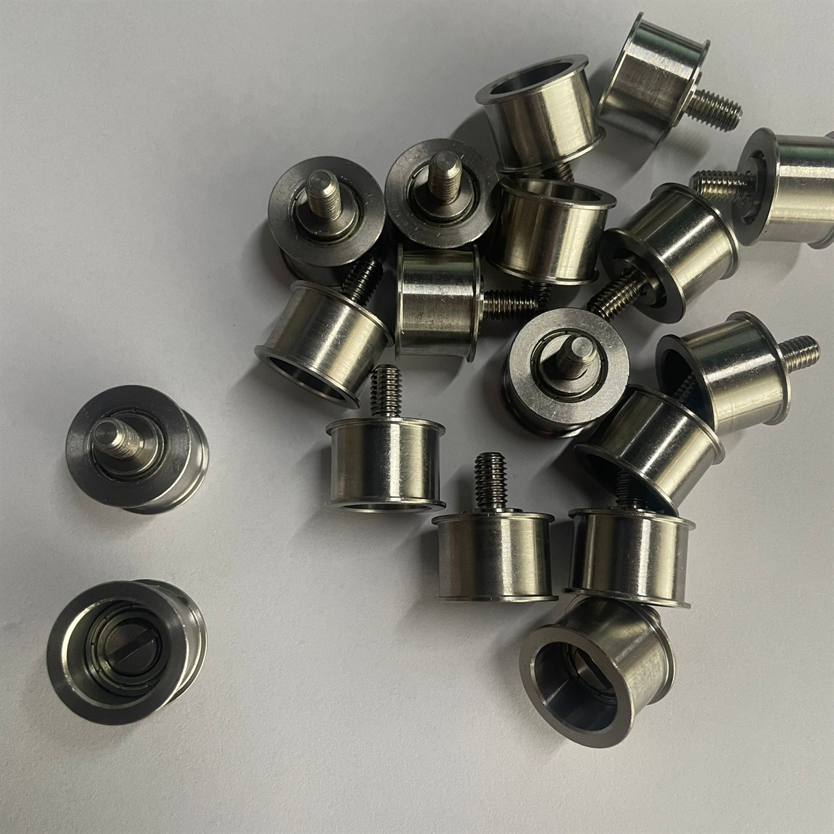 SMT docking station pulley, SMT pulley, flat pulley, flat belt idler pulley, base belt pulley Application Scenario