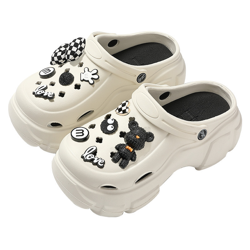Cute cartoon new croquet soles for women, thick-soled, anti-slip, fashionable and popular beach flip-flops for outerwear 338 Item Picture