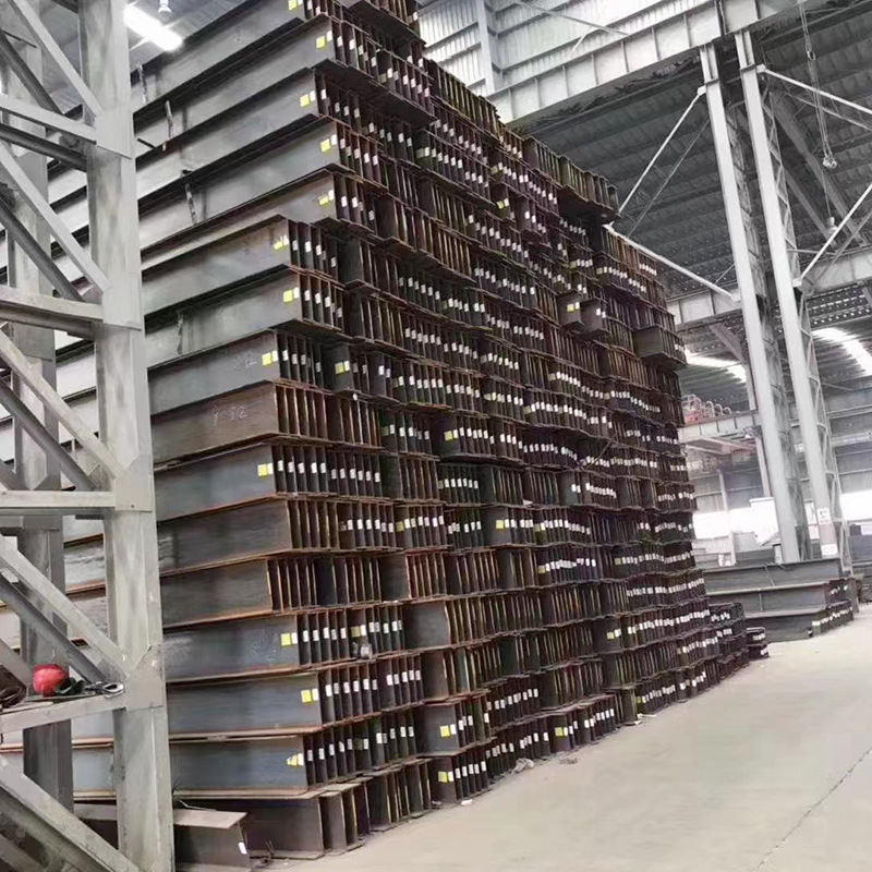 The manufacturer has in stock Q235B and Q355B H-shaped steel building supports with thickened materials for steel structure factory profiles Application Scenario
