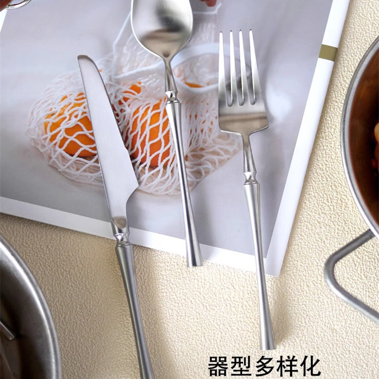 Four-piece set of Western cuisine knife, fork and spoon tableware, 304 stainless steel steak knife and fork, household European luxurious matte dessert fork Specification drawing