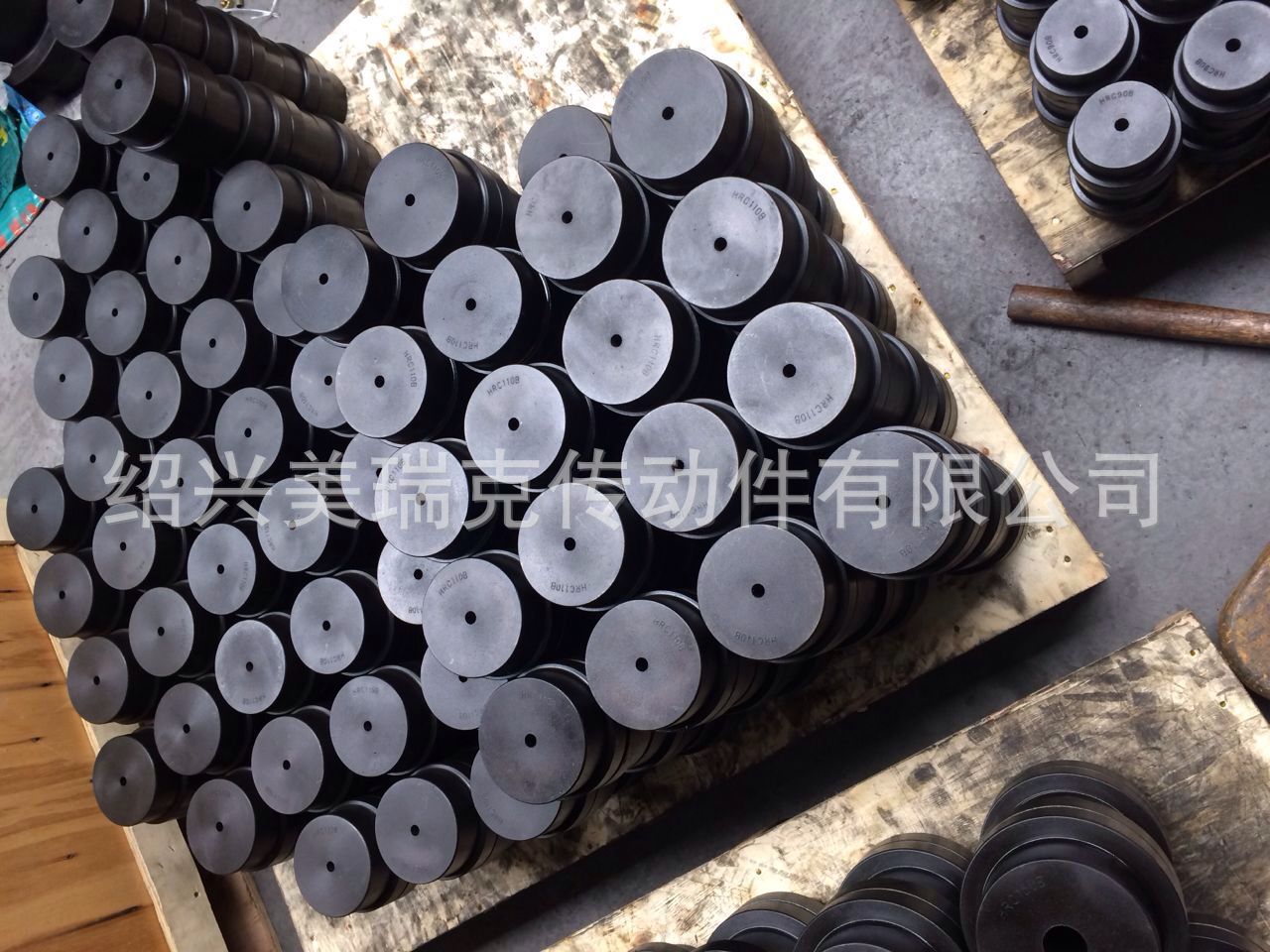 L-type coupling L075, export quality, paper box packaging, processed according to drawings, available in stock Specification drawing
