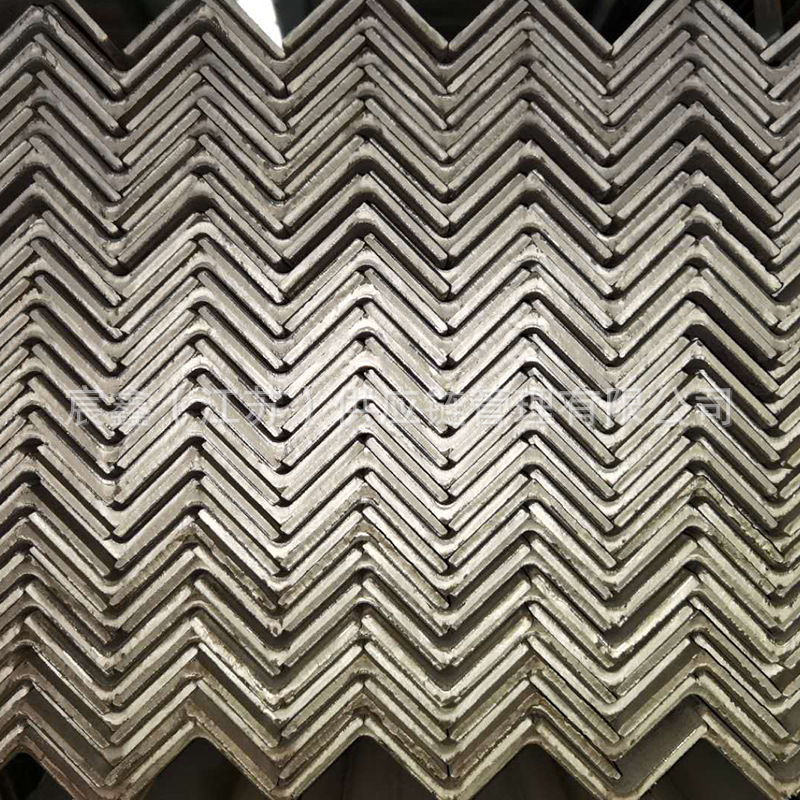 The factory has a full range of Angle steel specifications in stock and can deliver q235 Angle iron to the factory details Picture