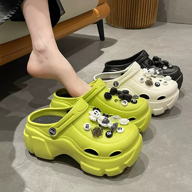 New women's Crocs, thick-soled, height-increasing, anti-slip, fashionable, trendy, cute beach cool slippers for outdoor wear, summer wholesale 89 full figure