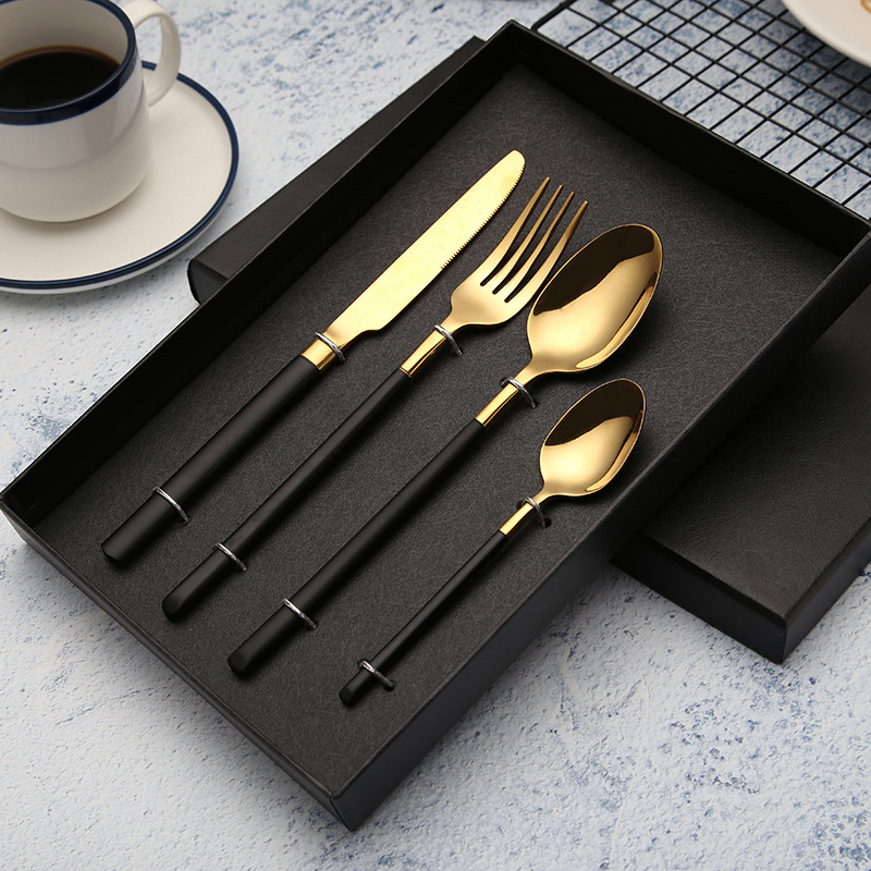 Hotel 304 stainless steel knife and fork set Western dining tableware, stainless steel steak knife, fork and spoon 4-piece set gift box full figure