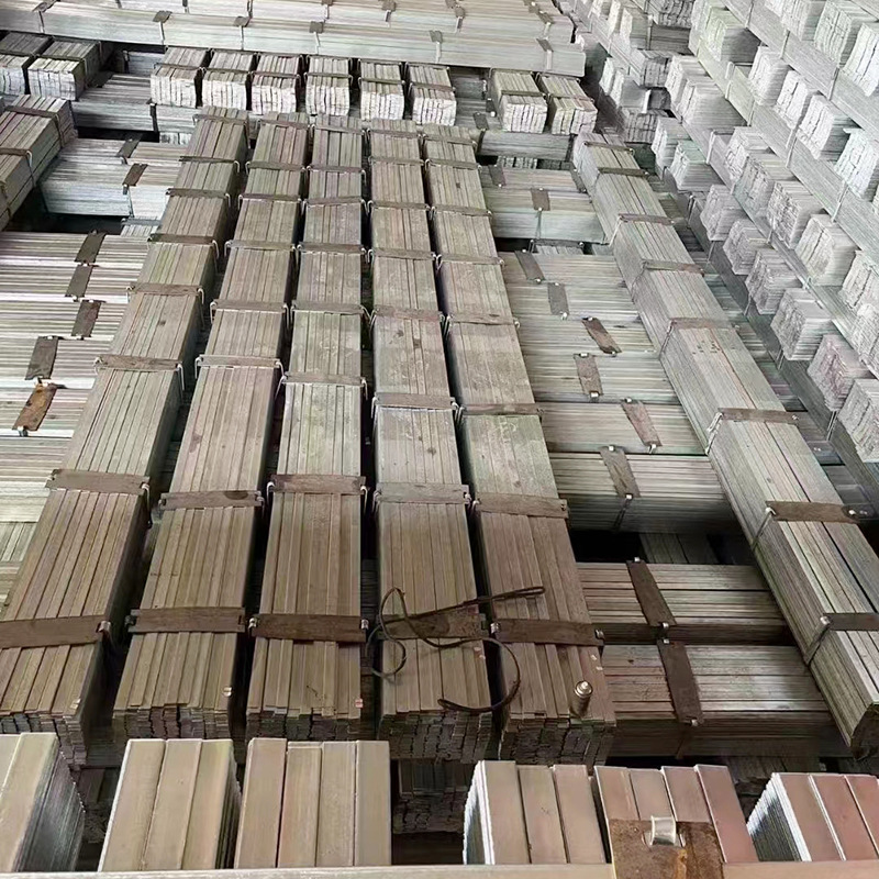 Factory wholesale of q235b hot-dip galvanized flat steel house structural components. We offer a wide range of specifications of galvanized flat iron for large quantities at favorable prices Specification drawing
