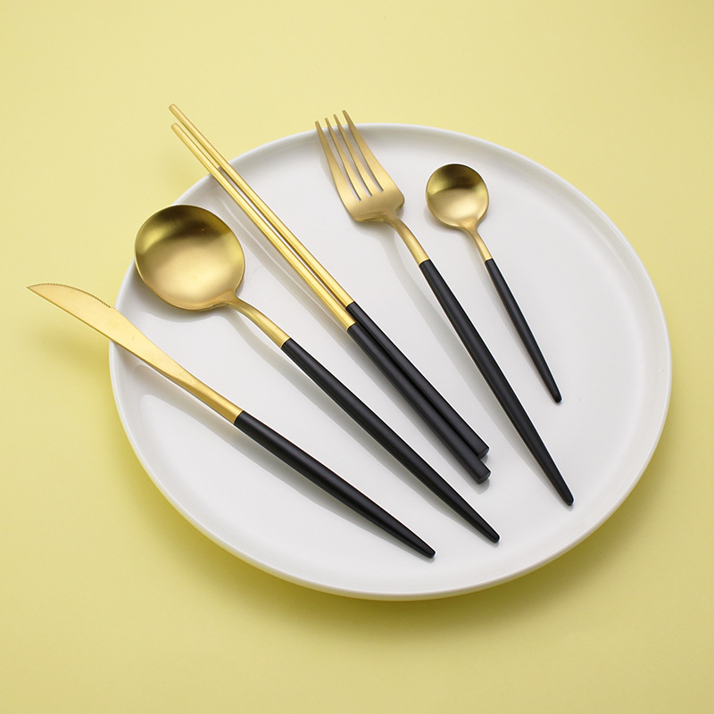 Factory direct sales of popular 304 stainless steel tableware set, black gold Portuguese Western cuisine steak knife, fork and spoon four-piece set Specification drawing