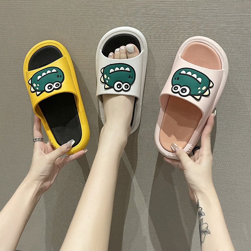 Women's summer home indoor couple cartoon cute bath anti-slip and poop feel slippers for men to wear outside 53 Application Scenario