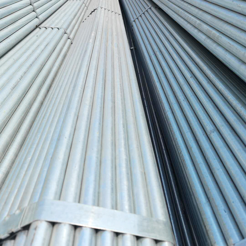 The manufacturer has Q235 galvanized pipes, domestic water pipes, fire protection pipes, and galvanized bright round pipes in stock. All specifications can be customized Application Scenario