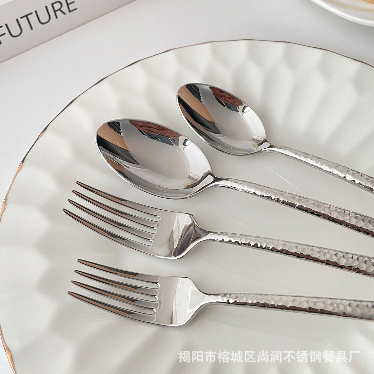304 stainless steel steak knife and fork, Western restaurant knife, fork and spoon set, high-end hotel tableware, thickened Western tableware Application Scenario