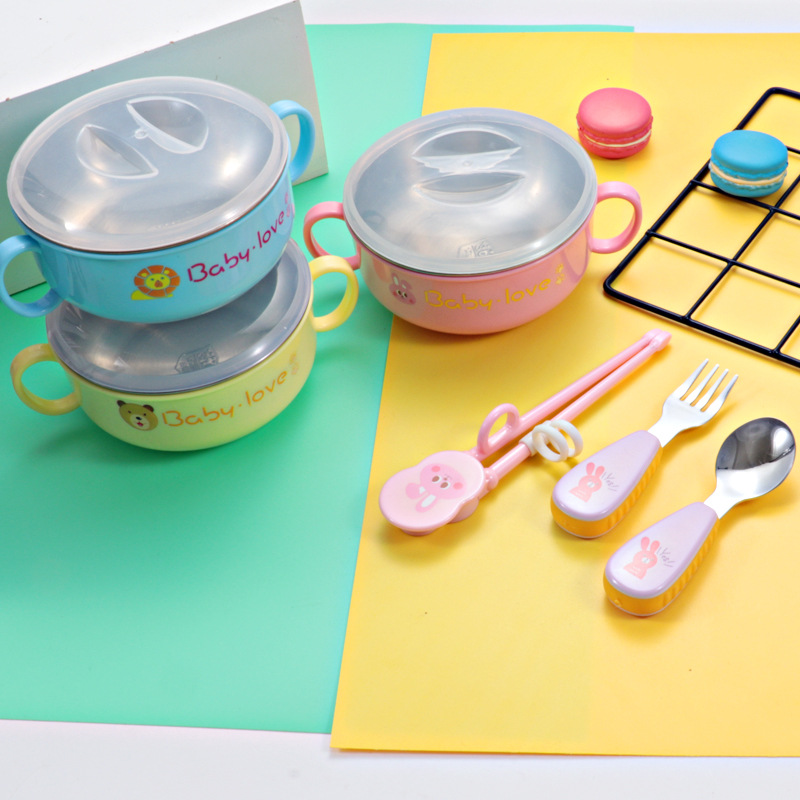 Wholesale 304 stainless steel baby food bowls, infant and toddler learning spoons and chopsticks, children's feeding spoons and forks, tableware sets and gifts Application Scenario