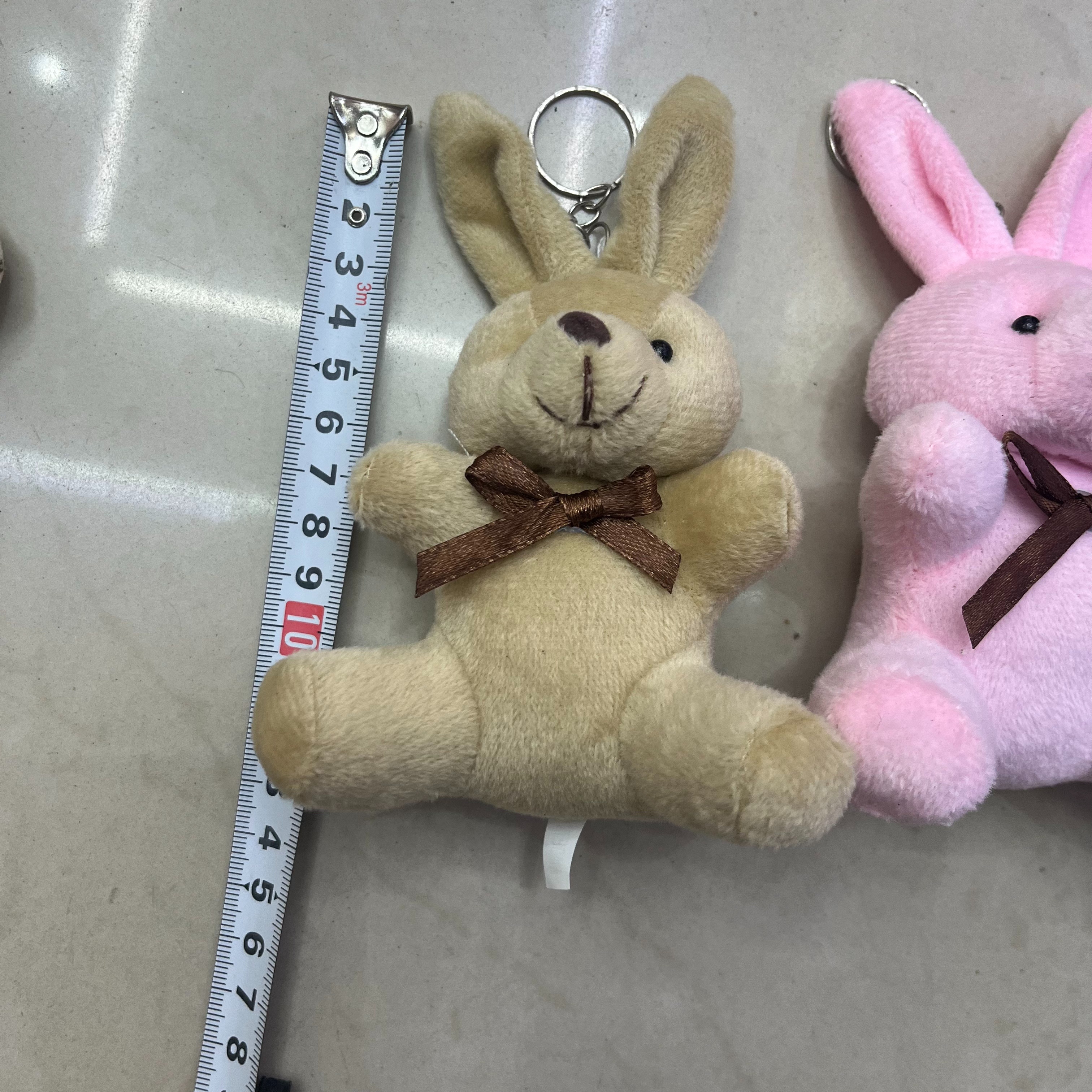 Orejas largas pajarita conejo de peluche de Hong Kong pequeño conejo de color sólido oso de corazón muñeca creativa colgante de alrededor de la caricatura colgante de peluche llavero muppet colgante adorable decoración clip de regalo máquina de muñeca fábrica venta directa Specification image