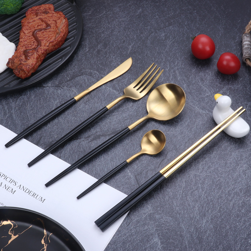 304 stainless steel knife, fork and spoon Western restaurant hotel steak knife, fork and spoon set, popular tableware Portuguese chopsticks and spoons full figure