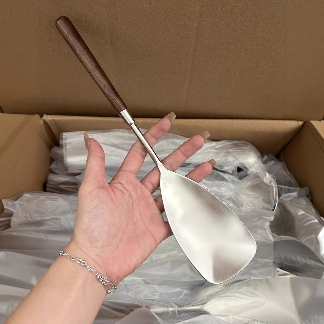 Wooden handle walnut wood spatula, household stainless steel 304 food-grade spoon set, kitchen cooking hot pot soup spoon Specification drawing