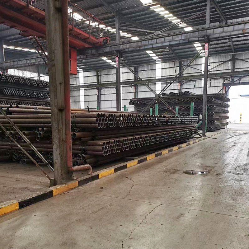 The manufacturer supplies seamless steel pipes 20# and various special steel seamless steel pipes, as well as thick-walled seamless pipes for construction and chemical industries Application Scenario
