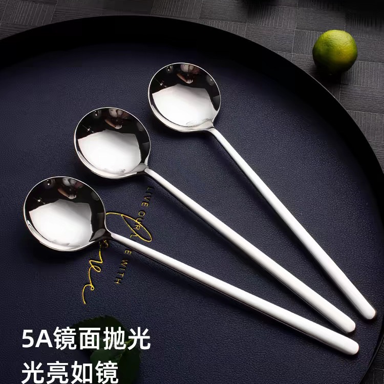 304 stainless steel spoon, long-handled rice spoon, household Korean-style mixed rice soup spoon, Korean round spoon for eating, popular watermelon spoon Application Scenario