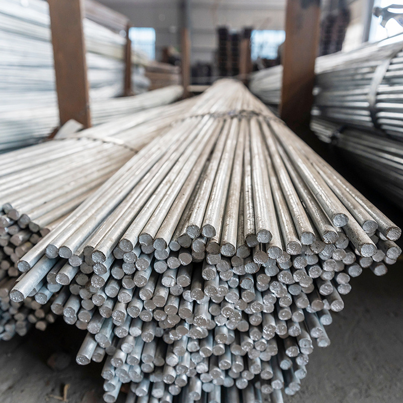 Factory stock of q235b hot-dip galvanized round steel solid round bars, retail of fixed lengths, wholesale of bright high-zinc coating bar profiles details Picture