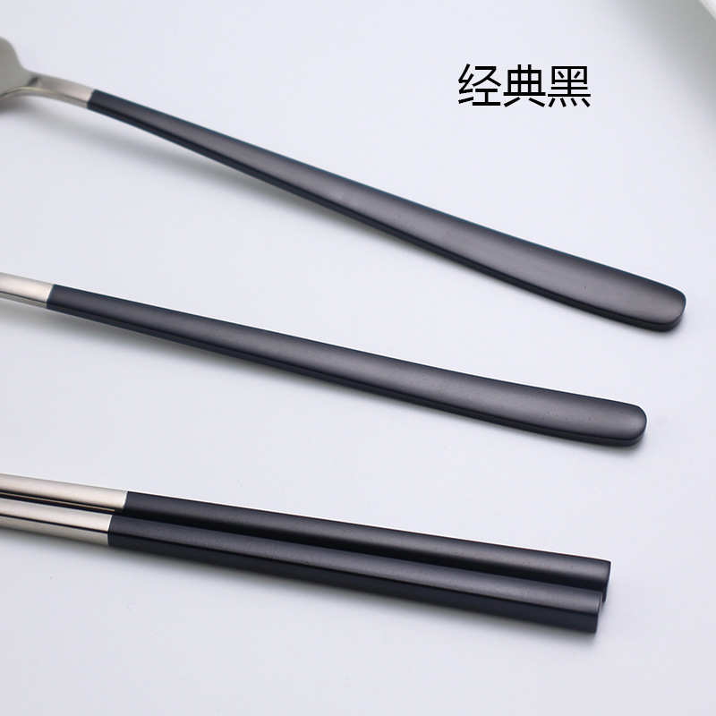 Creative portable tableware set: Spoons, chopsticks, portable tableware, outdoor travel 304 tableware set, gift spoons and forks Application Scenario