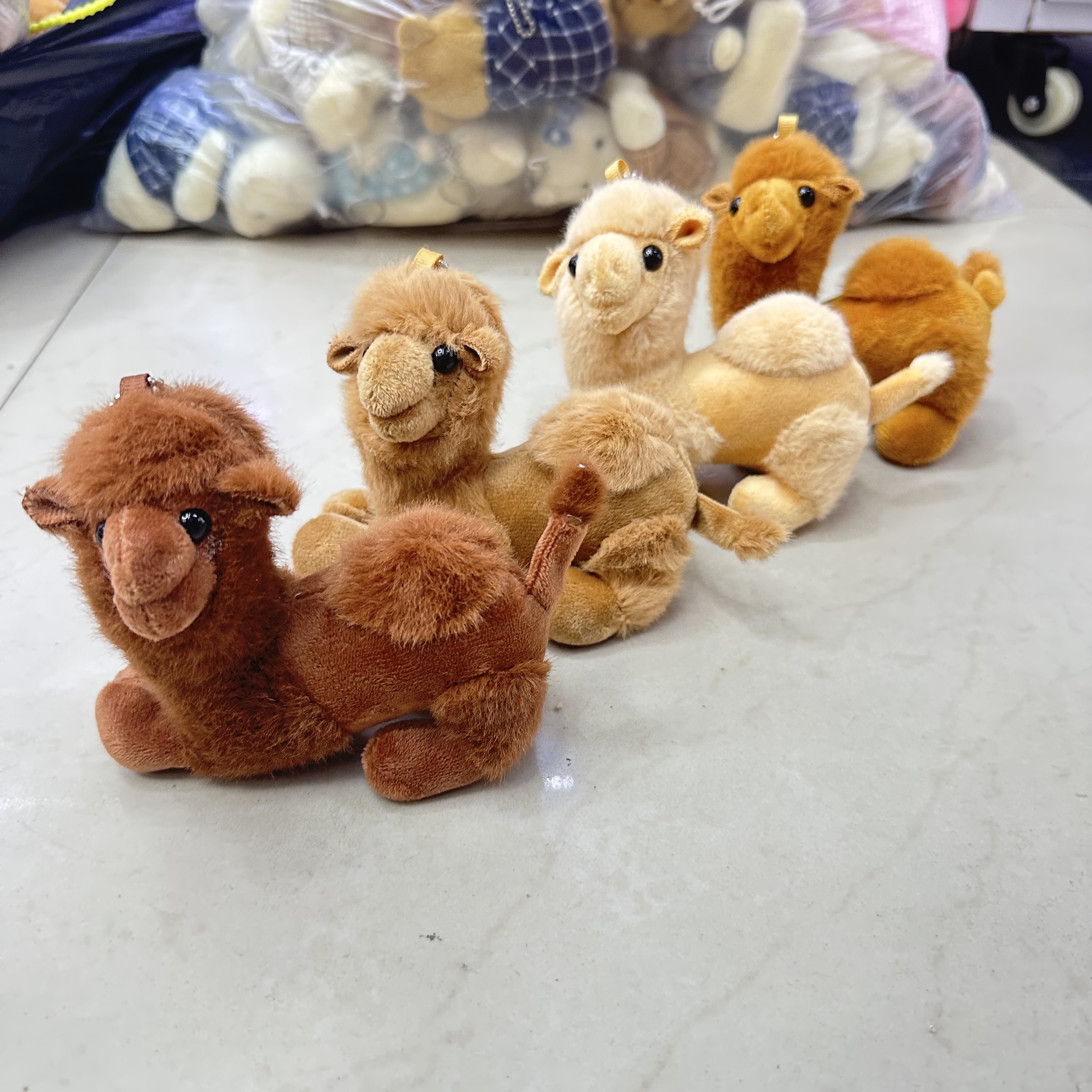 毛绒玩具/公仔挂件/布偶挂件/熊猫/星星人细节图