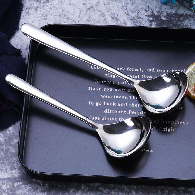 Lingjia 304 stainless steel kitchenware hot pot spoons, creative heart-shaped cooking large soup spoons, thickened kitchen public spoons full figure
