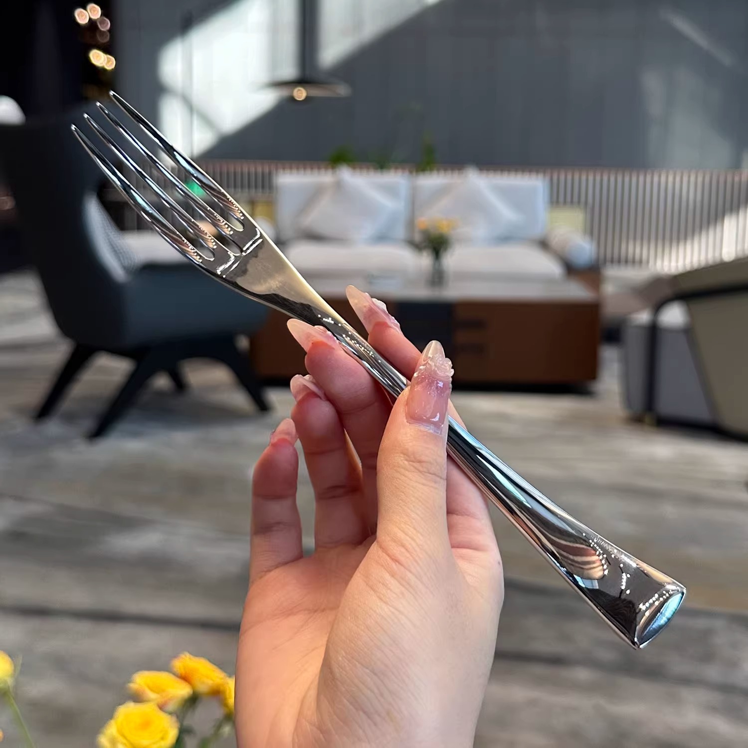 "High-end texture!" Export 304 stainless steel fork, fruit salad fork, long-handled steak and wine shop fork details Picture