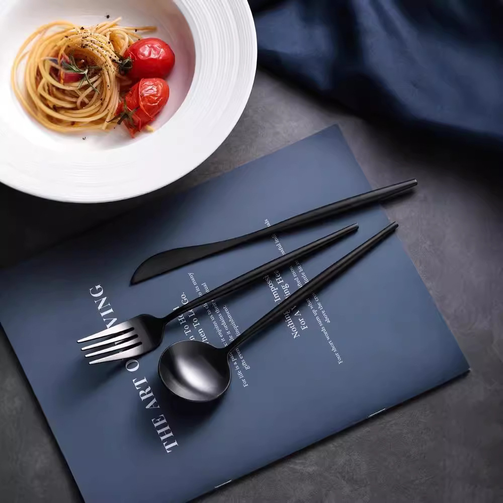 Thickened stainless steel Western tableware set, black steak knife, fork and spoon three-piece set, restaurant household dessert and pastry fork and spoon details Picture