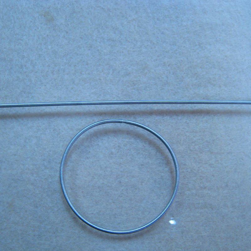 The manufacturer supplies stainless steel oil seal springs of various specifications and sizes, and supports wholesale of special-shaped springs Application Scenario