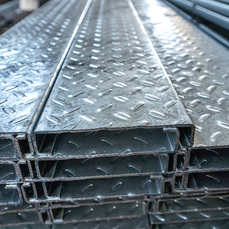 The manufacturer supplies U-shaped galvanized steel pile driving construction steel, q235 cold-formed steel 10# with anti-slip patterns Application Scenario