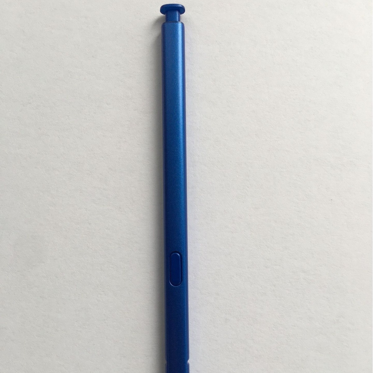 Compatible with samsungNOTE20 stylus Stylus Stylus Stylus Pen, featuring a fine imitation of the refillable pen core and a stylus electromagnetic pen Application Scenario