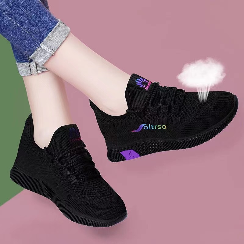 Women's shoes 2025 new style comfortable sports shoes, women's woven breathable old Beijing cloth shoes, soft-soled mom shoes manufacturer wholesale Application Scenario