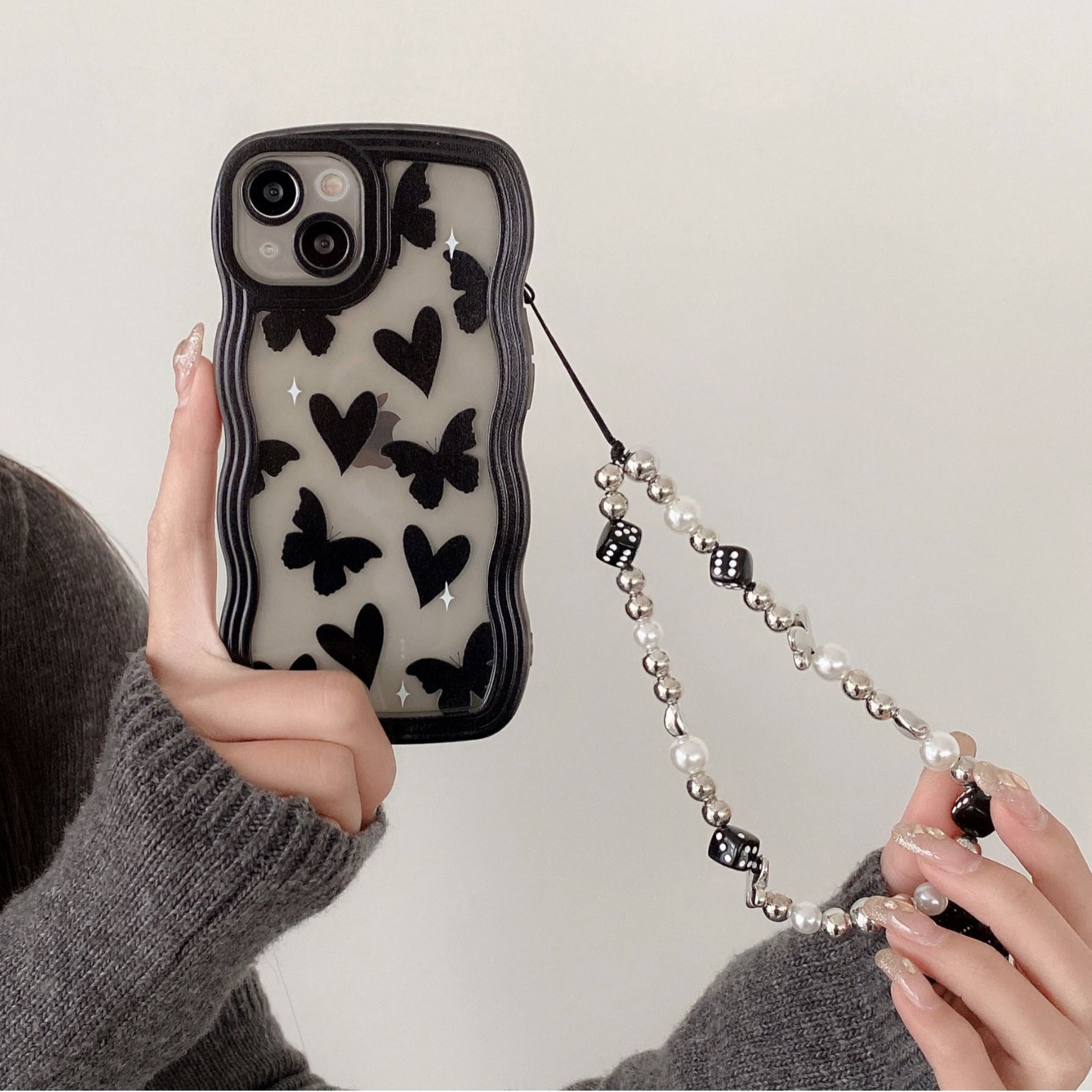 White pearl bow for mobile phone chain, ins simple style square pendant, heart-shaped striped bead accessory, mobile phone lanyard Application Scenario