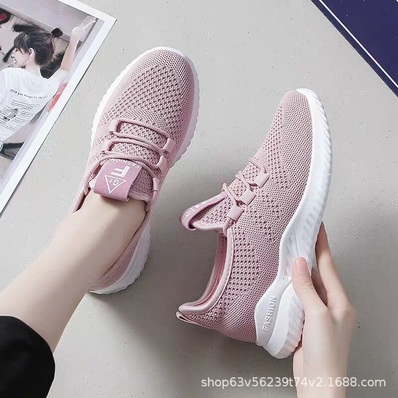 The 2025 new style shoes are versatile for women. Students can wear mesh shoes in summer. They are breathable mesh sports shoes for women, casual shoes, and mom shoes Specification drawing