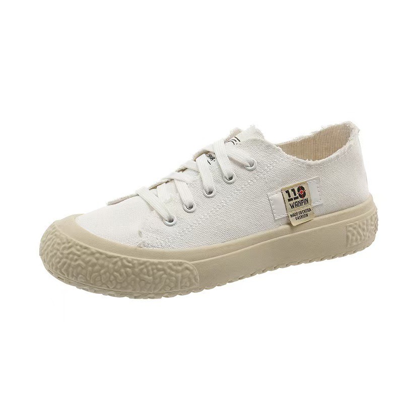 Wholesale of new thick-soled canvas shoes for female students, soft-soled fashionable one-foot sports shoes and casual shoes Application Scenario