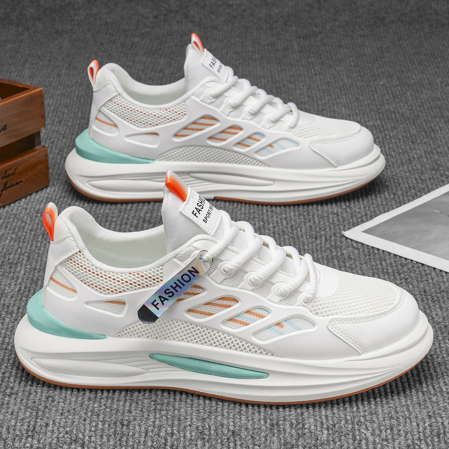 Summer new men's shoes: Breathable mesh shoes, men's trendy and versatile thick-soled sports shoes, casual board shoes, dad's trendy shoes Application Scenario