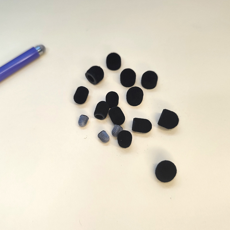 The manufacturer has in stock high-precision and sensitive black capacitive pen accessories with flocked fabric, felt, fiber touch pen tips details Picture