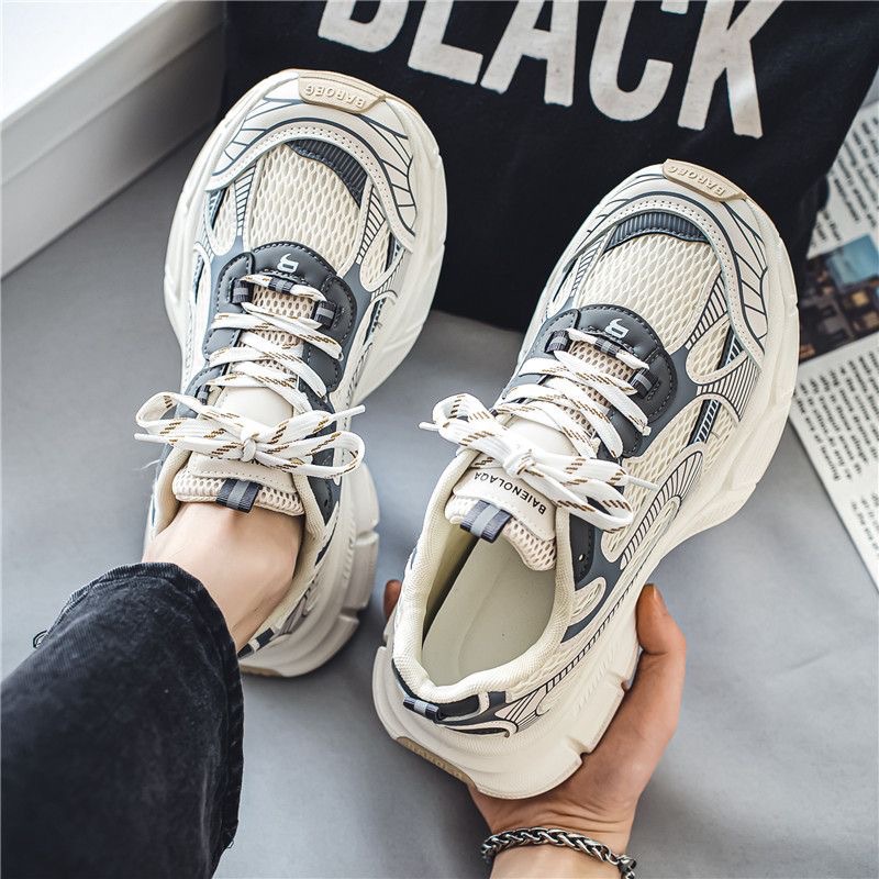 New breathable mesh sports shoes for men in summer, Korean style trendy and versatile thick-soled casual running dad shoes full figure