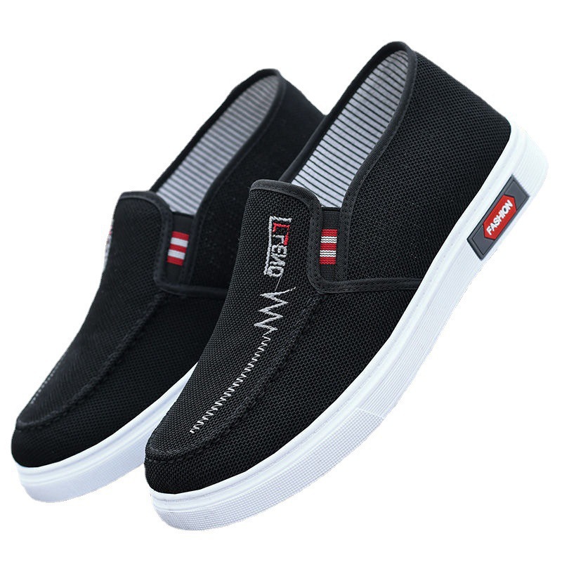 The new Spring and Autumn Old Beijing cloth shoes feature soft soles, comfortable dad shoes, light and breathable casual walking shoes, and men's shoes that can be worn on one foot Item Picture