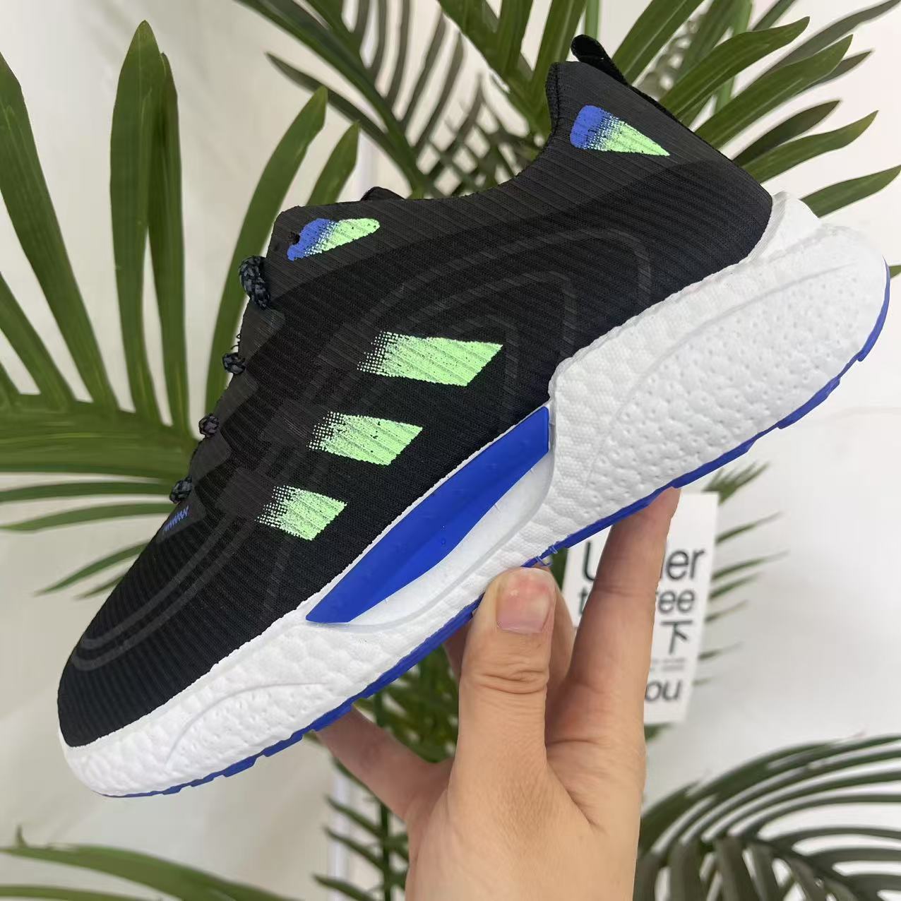 Men's shoe manufacturers wholesale autumn and winter breathable and lightweight student sports shoes, one-piece consignment, fashionable running single shoes new styles Specification drawing