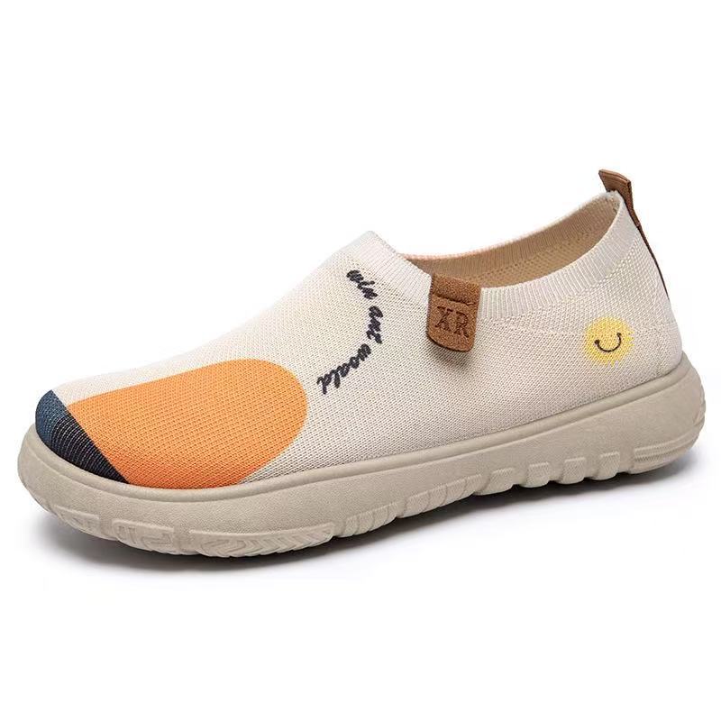New Spring and Autumn 2025 style Old Beijing fabric painted casual shoes with soft soles and soft surfaces, flying woven one-foot women's shoes Item Picture