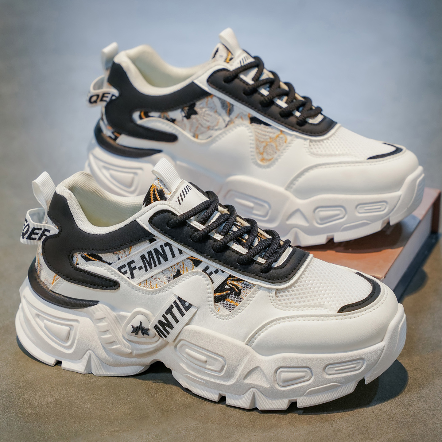 Men's shoes 2025 new summer mesh breathable best-selling youth sports shoes, casual thick-soled running dad shoes for men Application Scenario