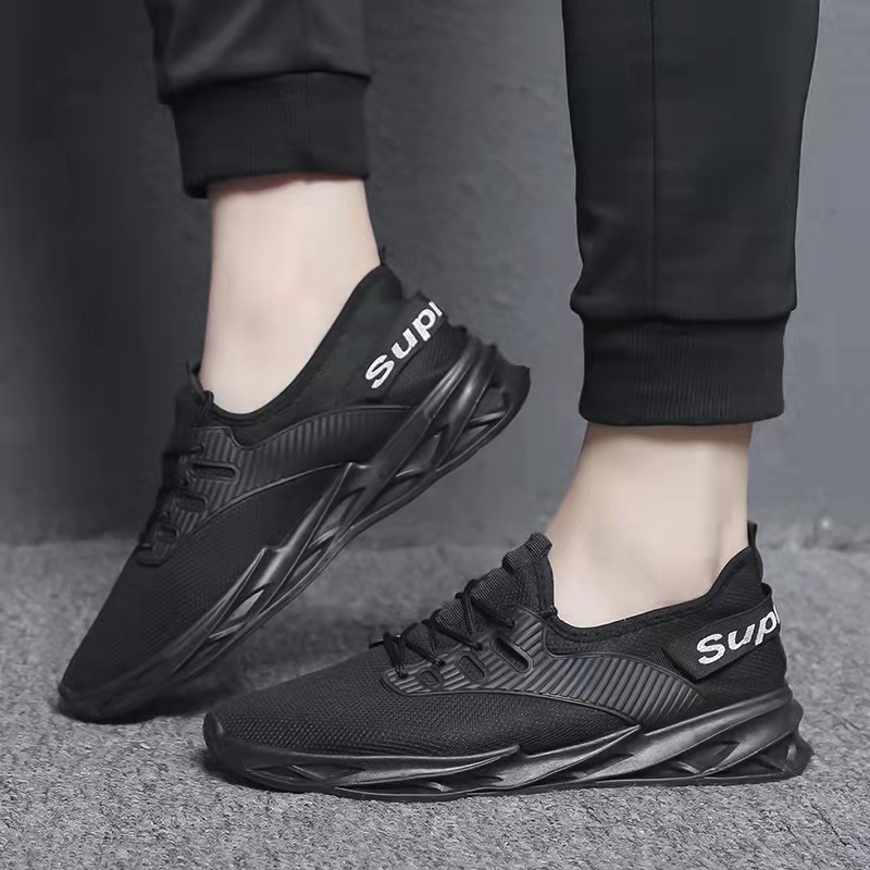 One-piece consignment for 2022 new spring men's casual sports shoes, lightweight and fashionable running shoes, and travel trendy shoes full figure