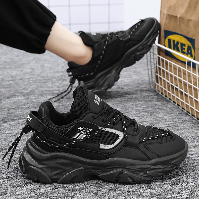 New breathable mesh shoes for men in summer, Korean style trendy and versatile black sports shoes, casual dad trendy shoes full figure
