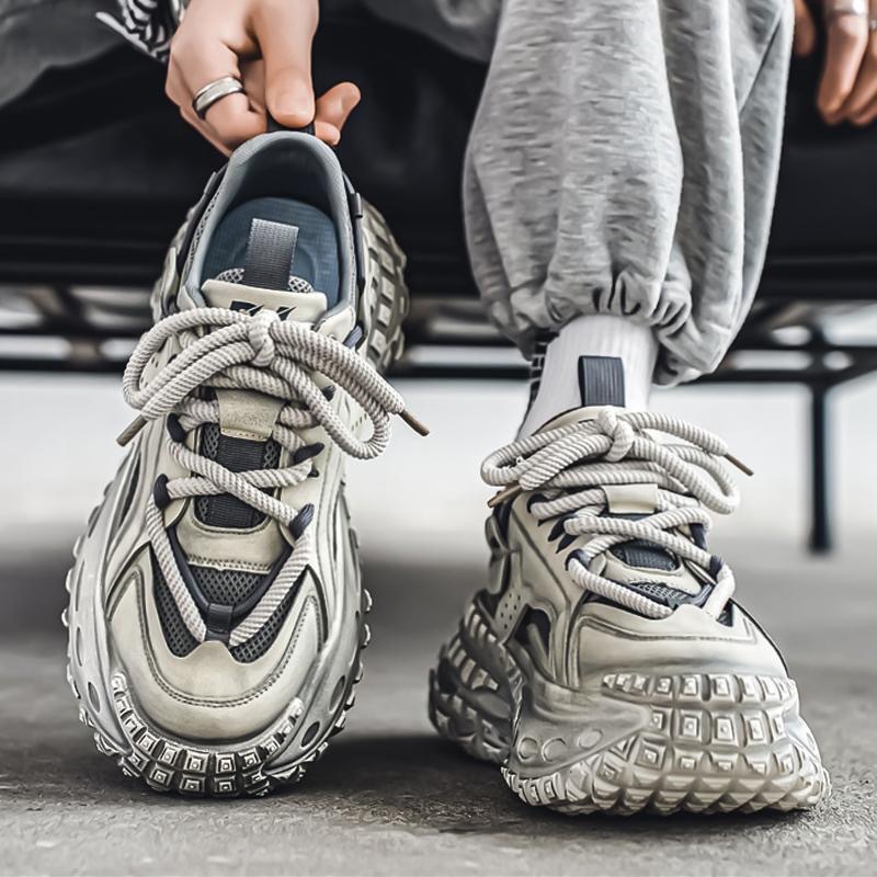 New breathable mesh surface youth sports shoes for men in spring, trendy and versatile, thick-soled dad shoes with tire soles for men full figure