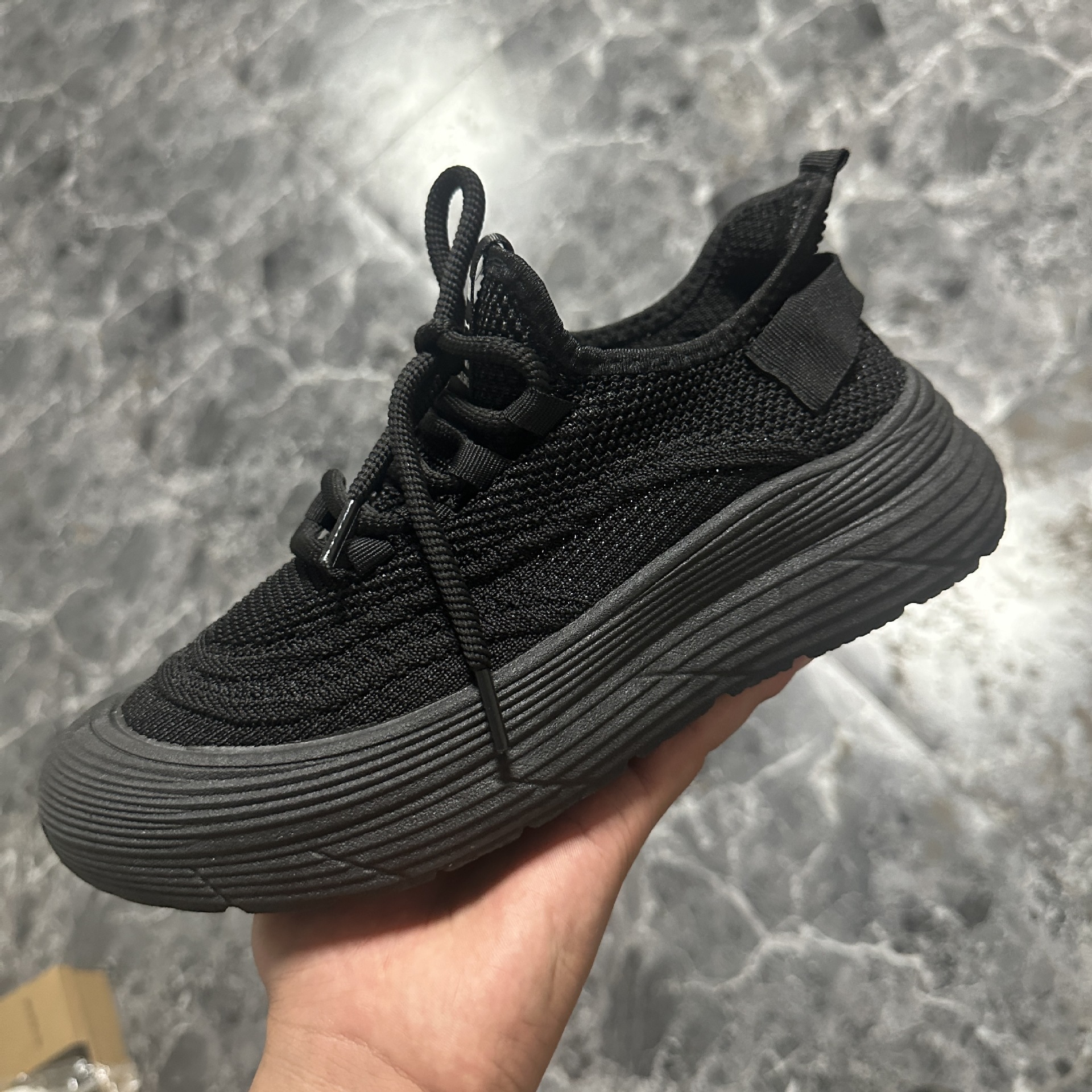 Men's 2025 summer new style men's shoes thick-soled flying fabric breathable mesh casual sports dad shoes factory wholesale one piece Specification drawing