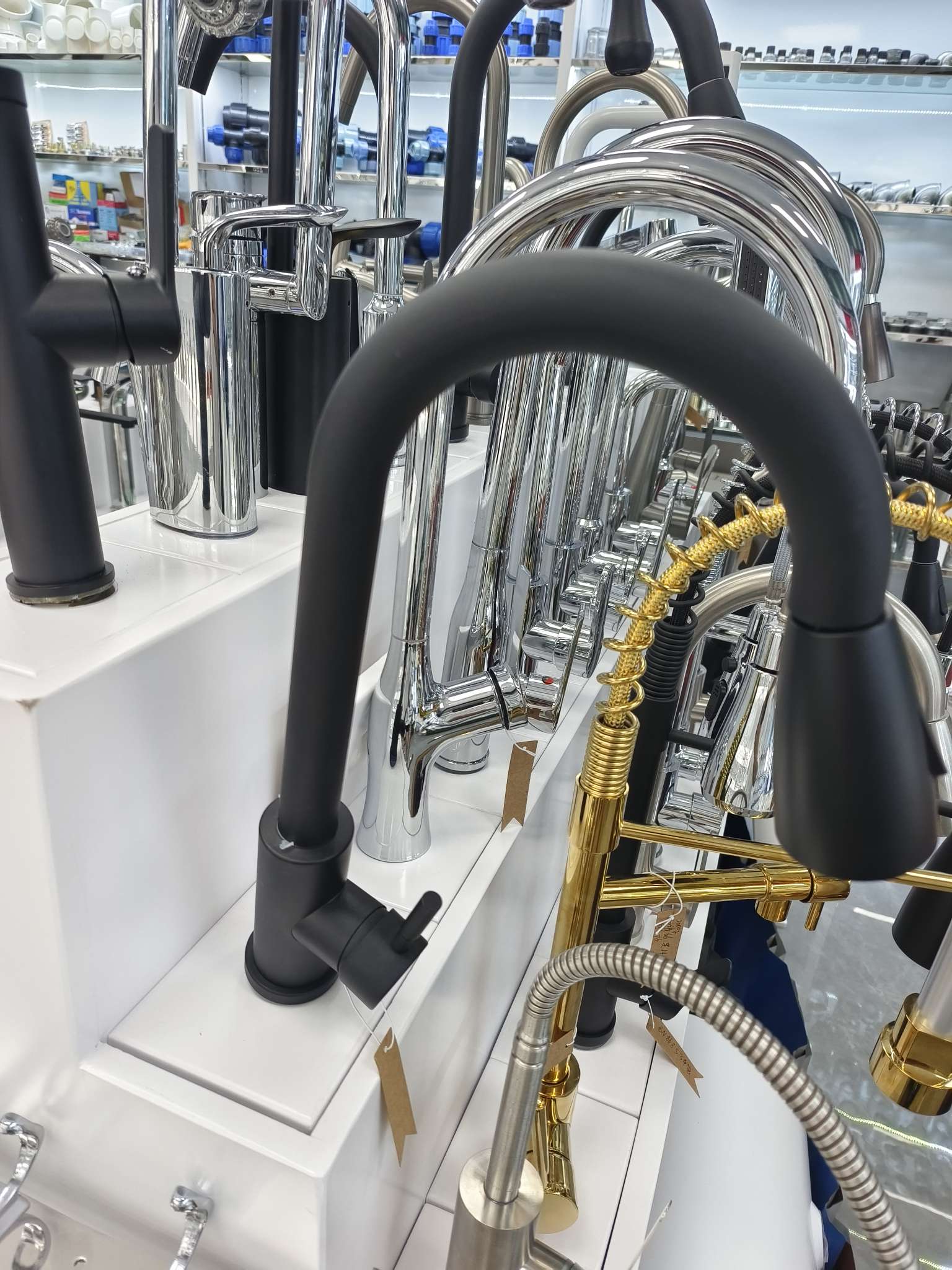 黑色不锈钢水龙头