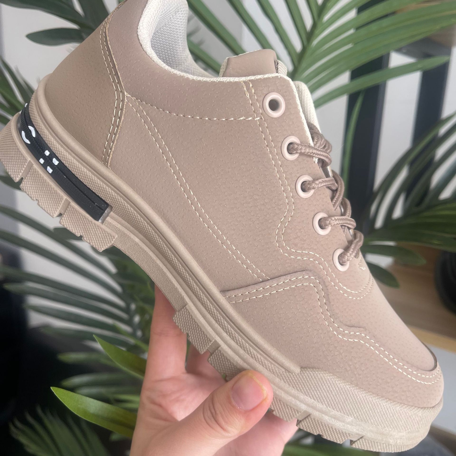 Men's work shoes 2025 new style work safety shoes Martin shoes Spring and autumn casual workwear hiking shoes Specification drawing