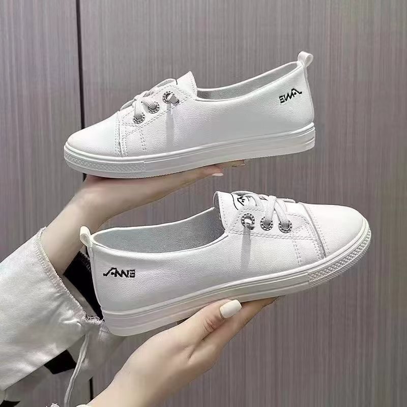 New summer women's shoes: white sneakers for women to wear, breathable, soft-soled and soft-top single shoes for women. Spring and autumn women's shoes for foreign trade Application Scenario