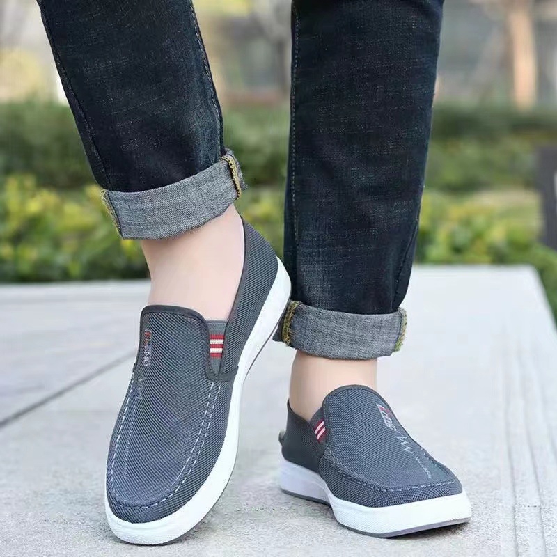 The new Spring and Autumn Old Beijing cloth shoes feature soft soles, comfortable dad shoes, light and breathable casual walking shoes, and men's shoes that can be worn on one foot Specification drawing